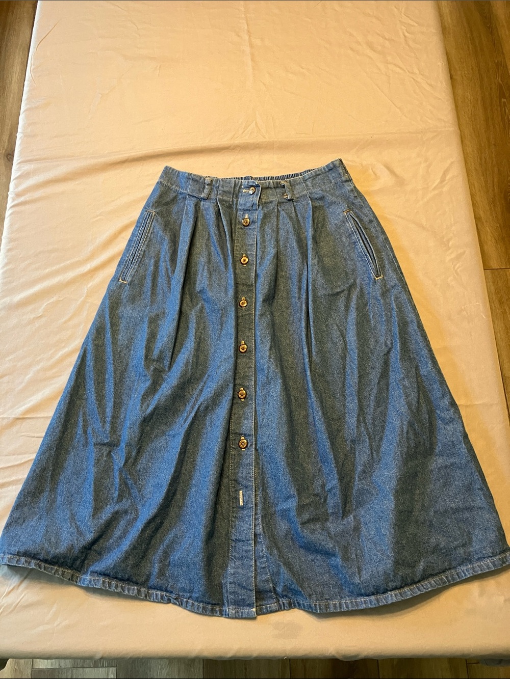 Kut from the Kloth Blue Button-Front A-Line Denim Skirt